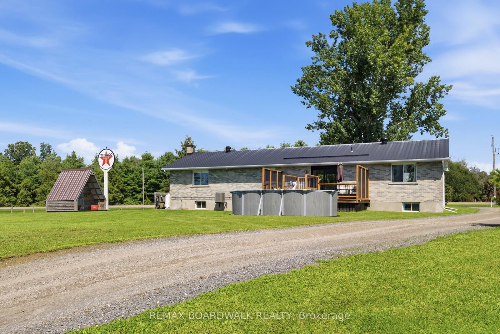 7014 County Rd 22 Road • Edwardsburgh/Cardinal, ON photo 14
