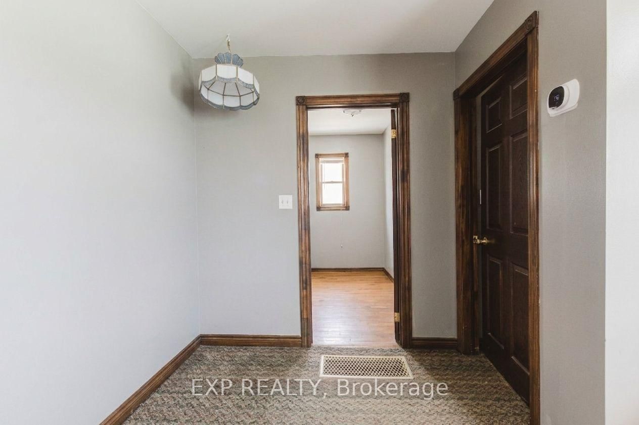 9819 Onieda Road • Southwold, ON photo 12