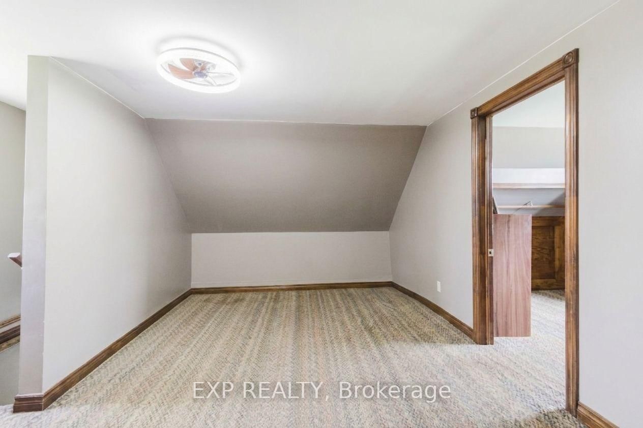 9819 Onieda Road • Southwold, ON photo 17