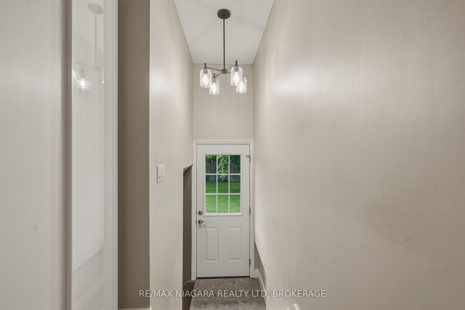 9 Youngblut Avenue • St. Catharines, ON photo 30