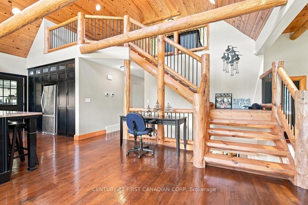 31998 Scout Road • North Middlesex, ON photo 11