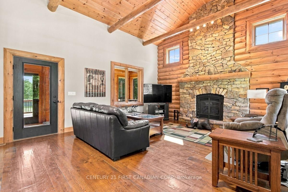 31998 Scout Road • North Middlesex, ON photo 12