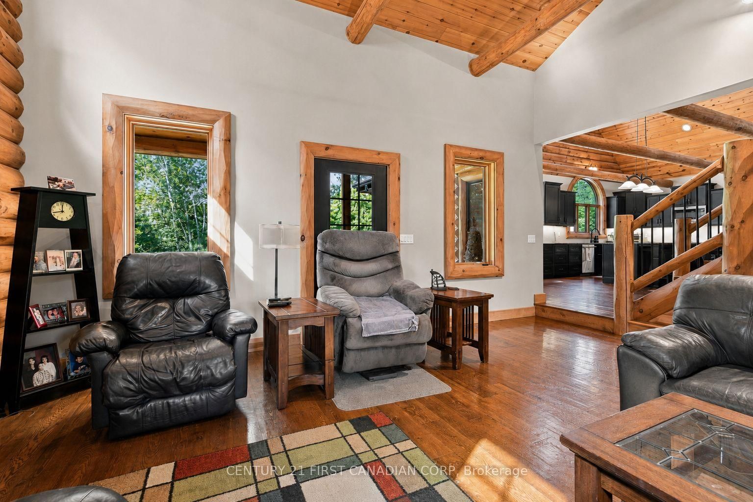 31998 Scout Road • North Middlesex, ON photo 15