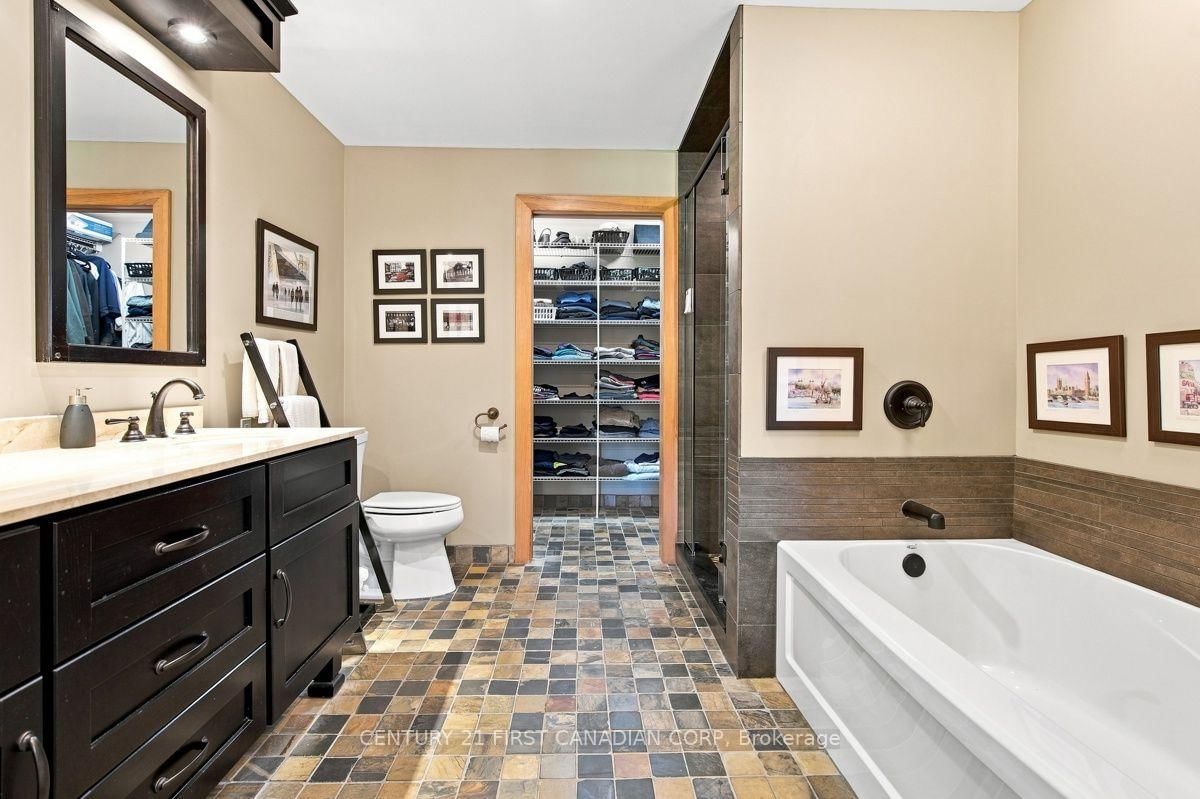 31998 Scout Road • North Middlesex, ON photo 22