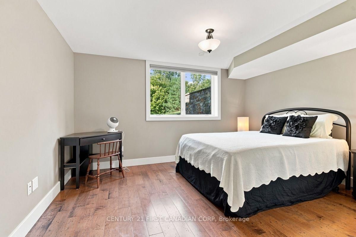 31998 Scout Road • North Middlesex, ON photo 37