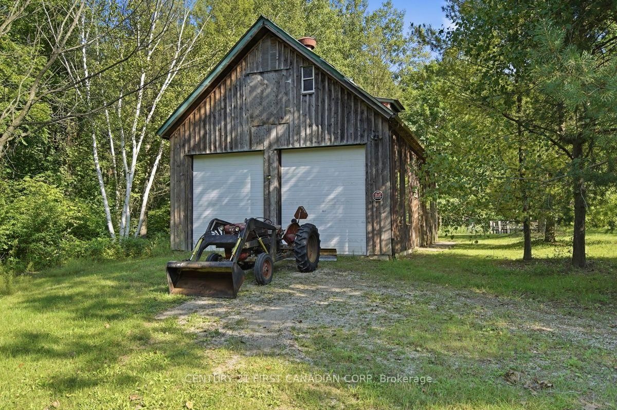 31998 Scout Road • North Middlesex, ON photo 46