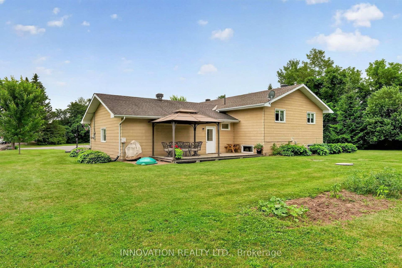 2675 Cindy Court • Metcalfe, ON photo 31