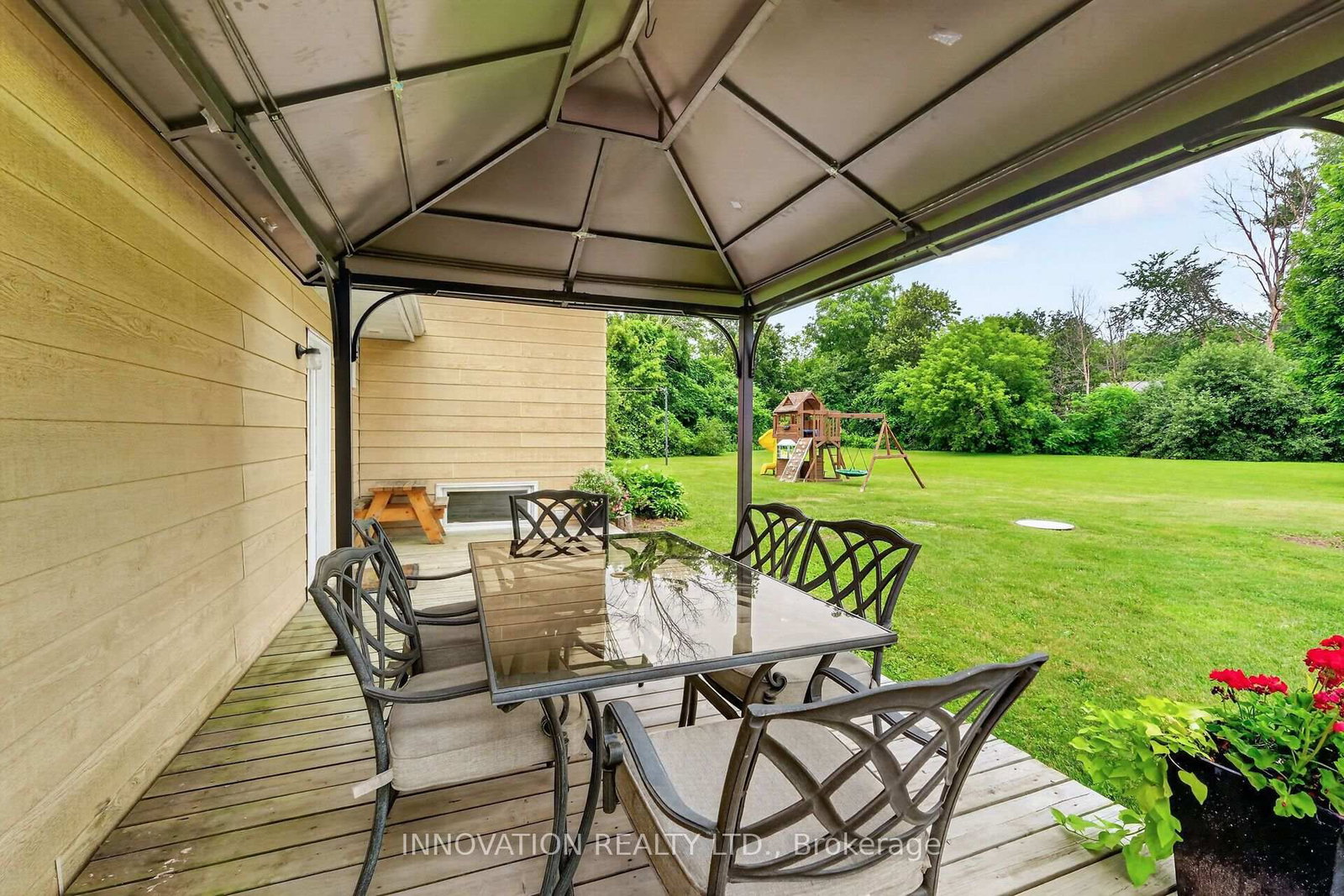 2675 Cindy Court • Metcalfe, ON photo 35
