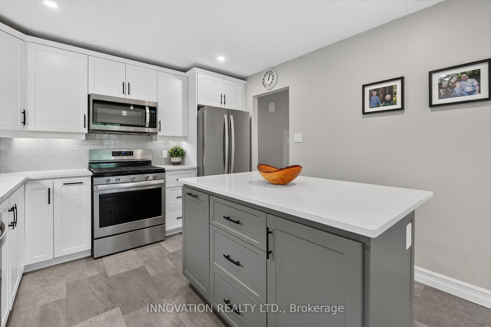 2675 Cindy Court • Metcalfe, ON photo 6
