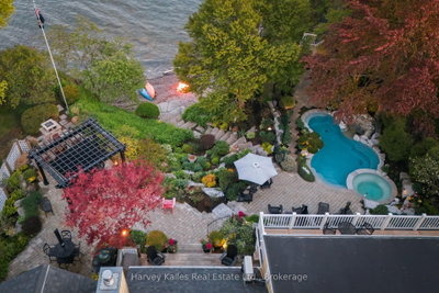 3 Skiff Cove Place • Prince Edward County, ON photo 5