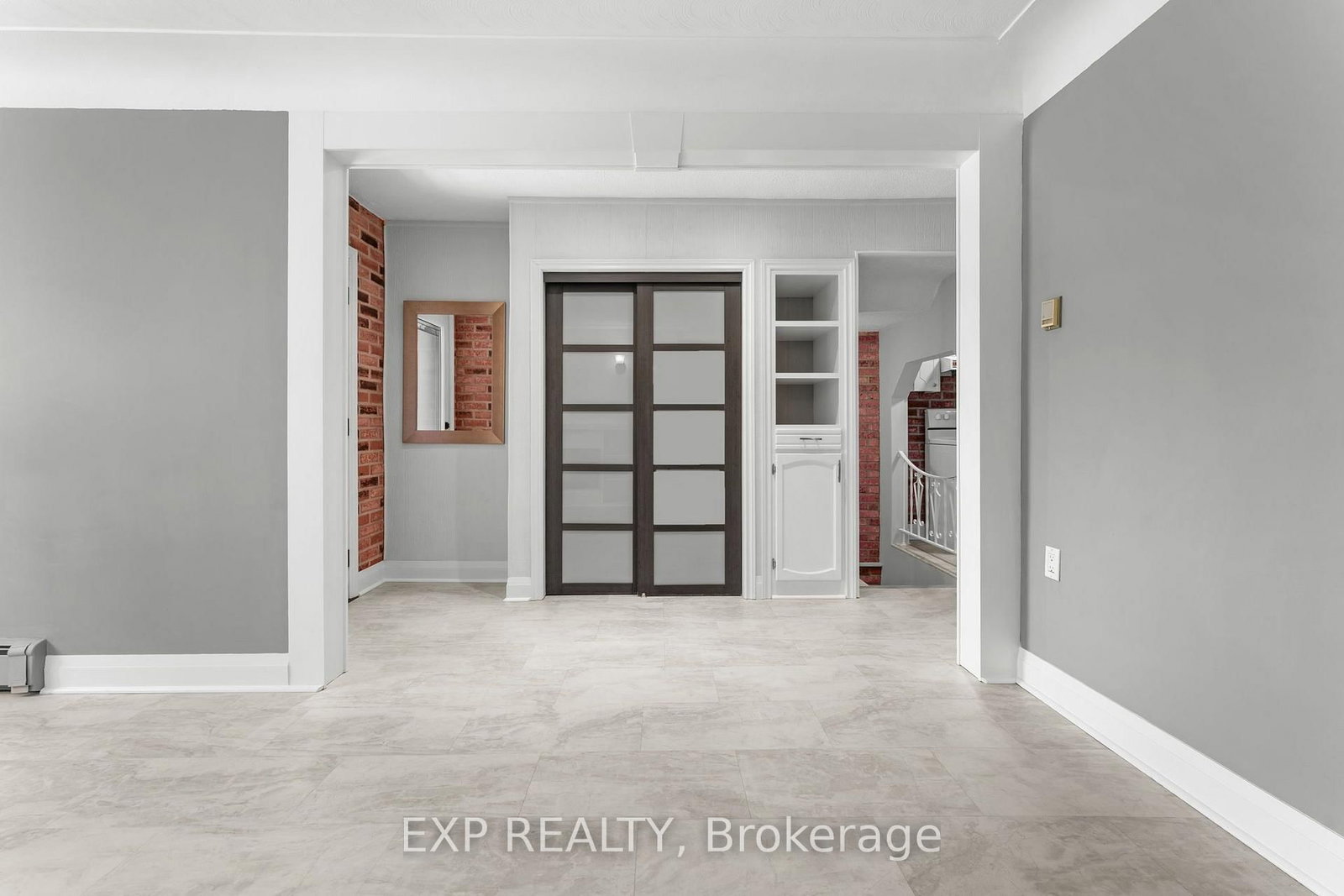 156 Park Row S • Hamilton, ON photo 12