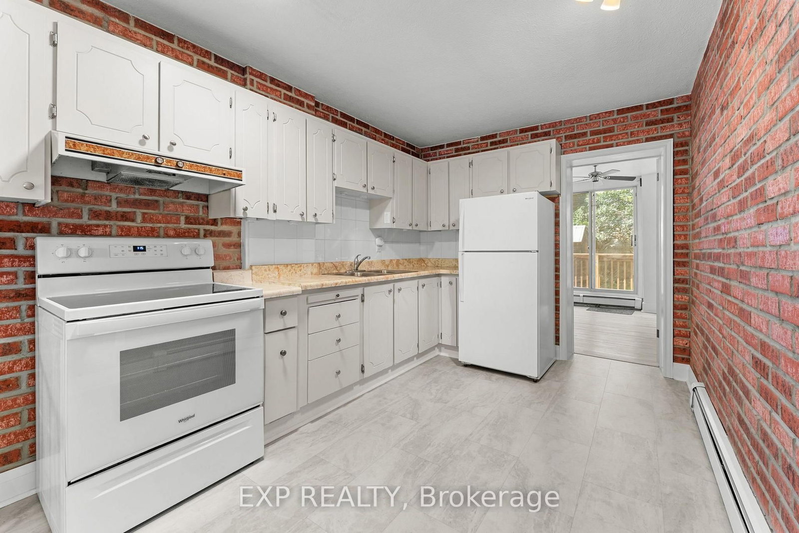 156 Park Row S • Hamilton, ON photo 13