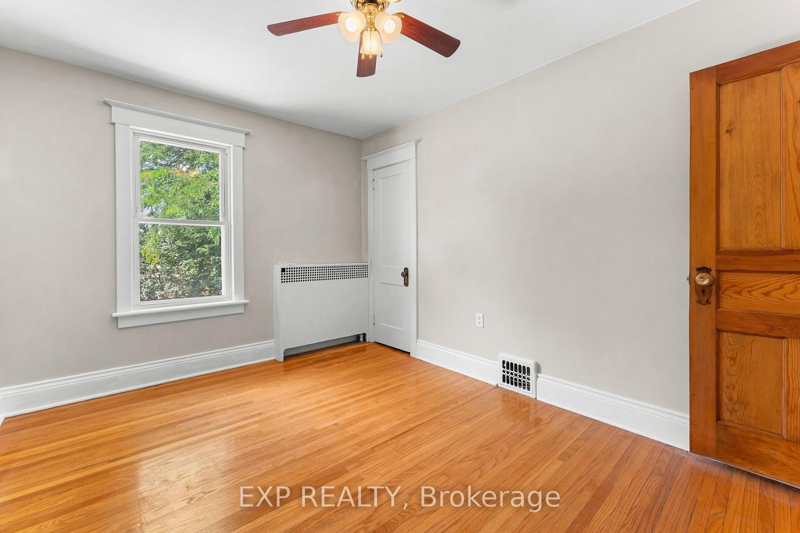 156 Park Row S • Hamilton, ON photo 26