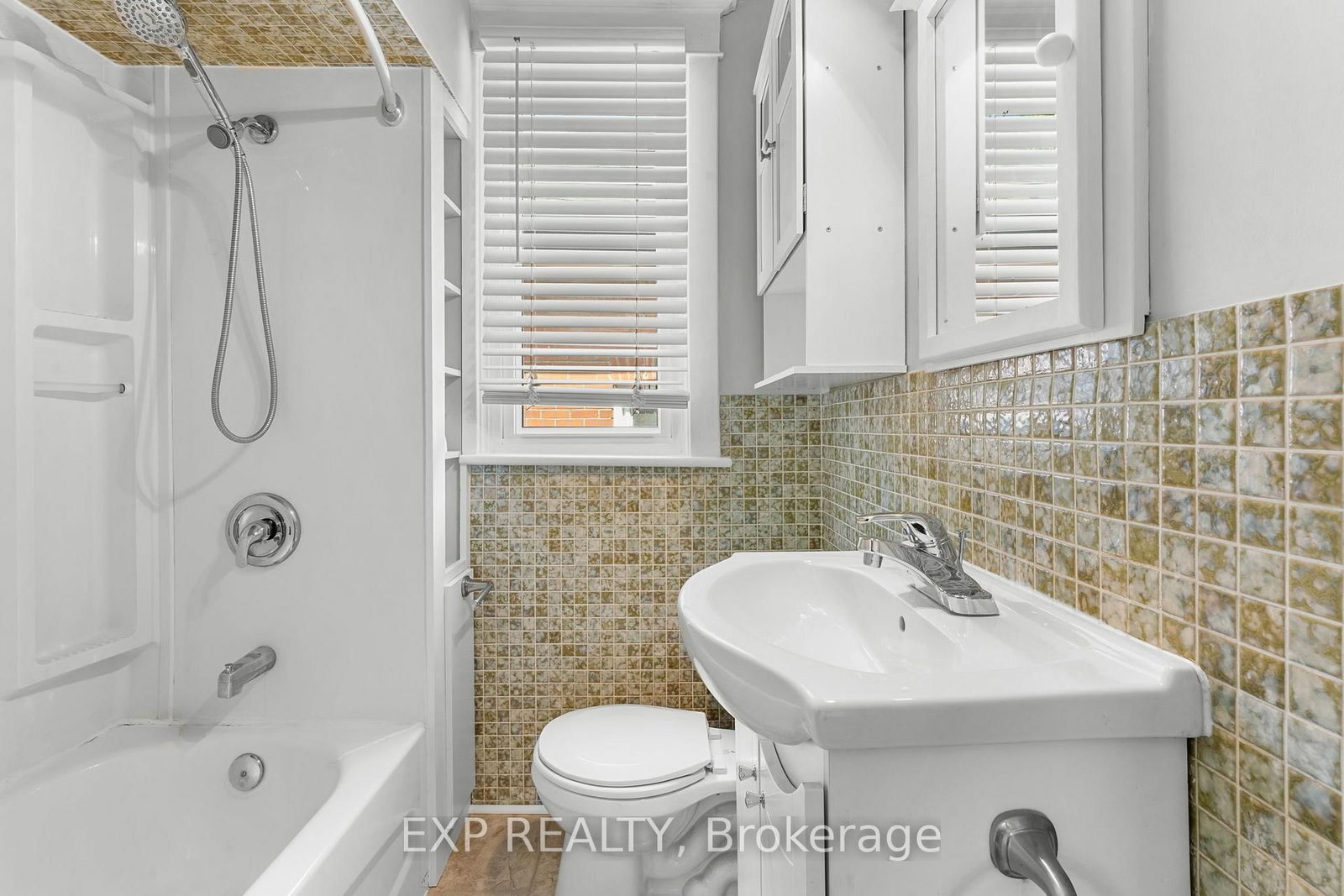 156 Park Row S • Hamilton, ON photo 27
