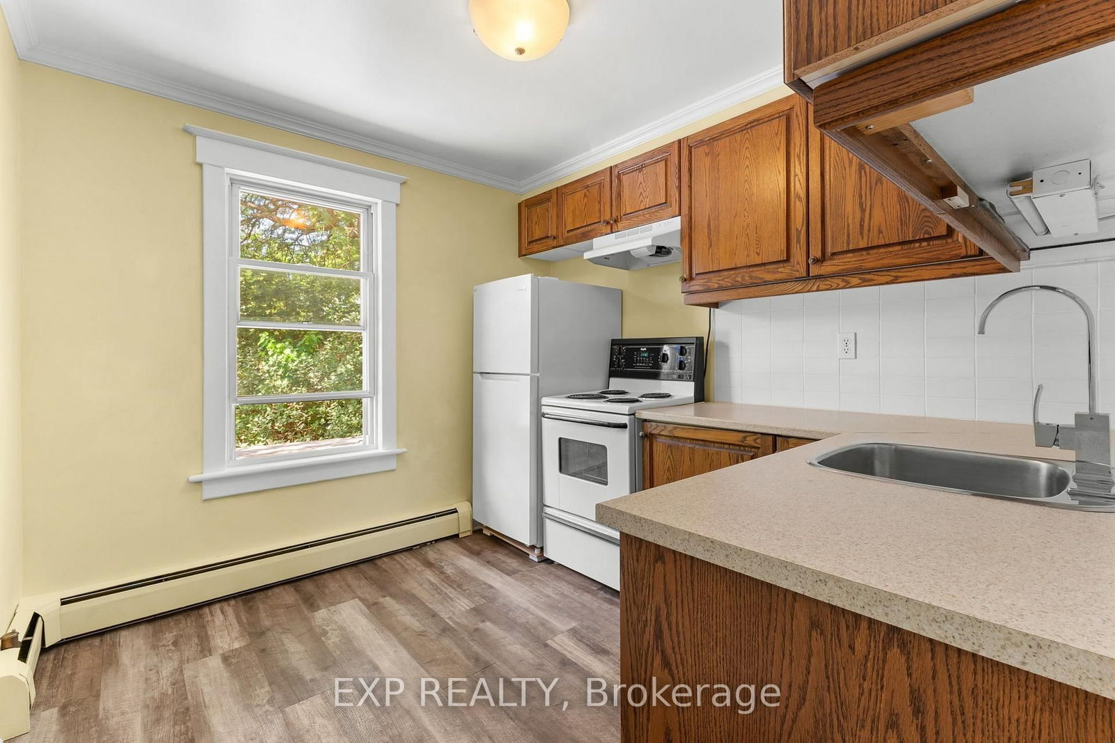 156 Park Row S • Hamilton, ON photo 28