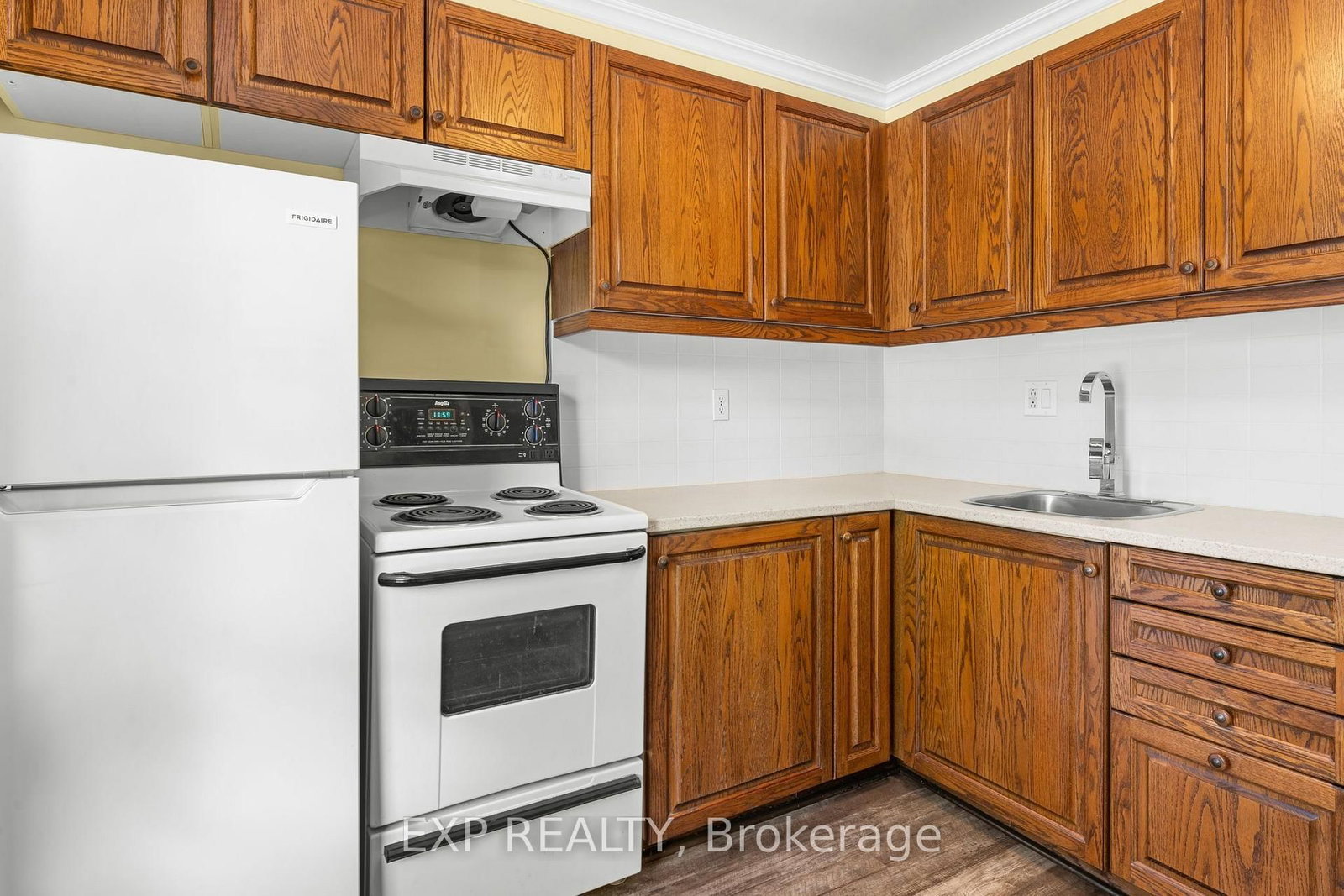 156 Park Row S • Hamilton, ON photo 29