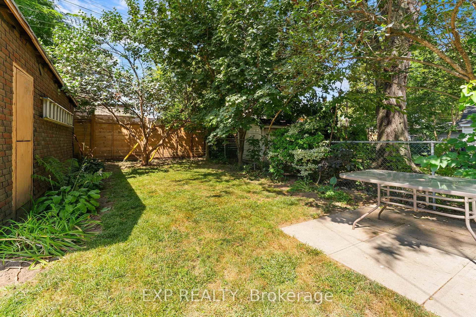 156 Park Row S • Hamilton, ON photo 38