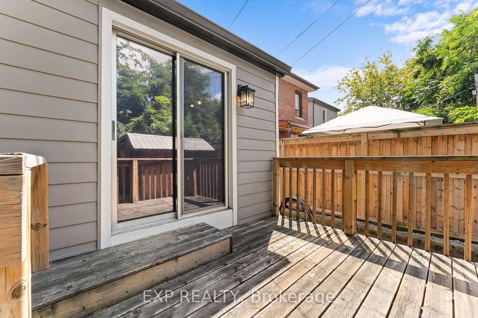 156 Park Row S • Hamilton, ON photo 40