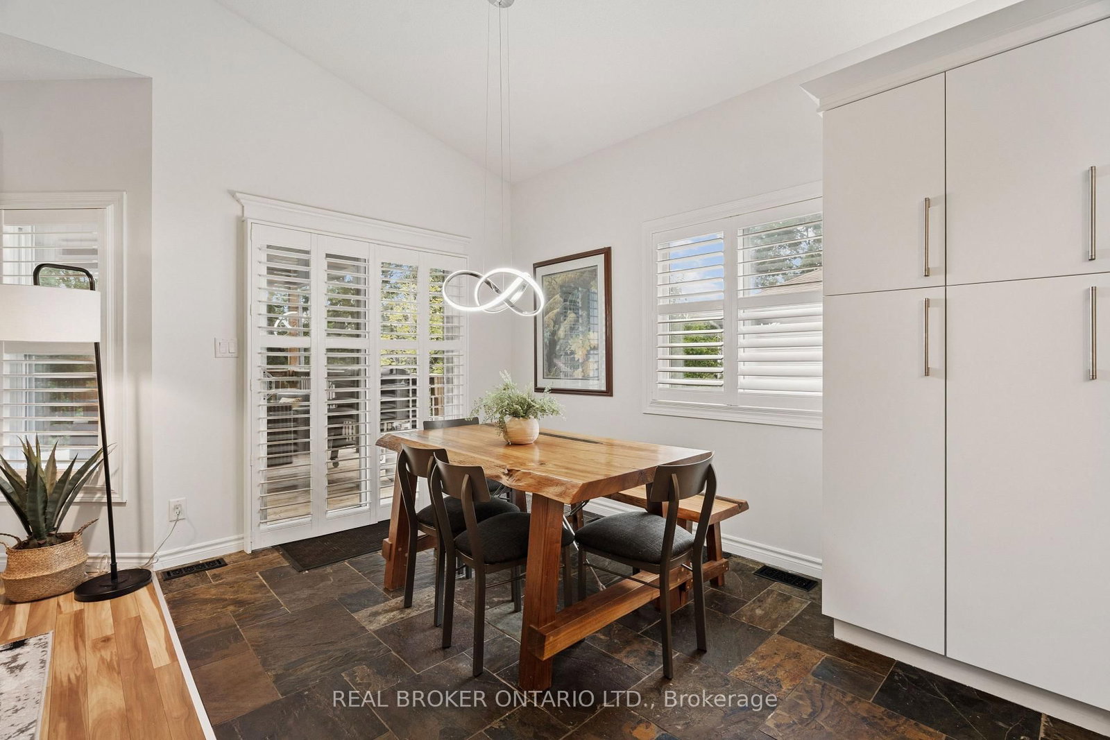 108 Hampson Crescent • Guelph/Eramosa, ON photo 12