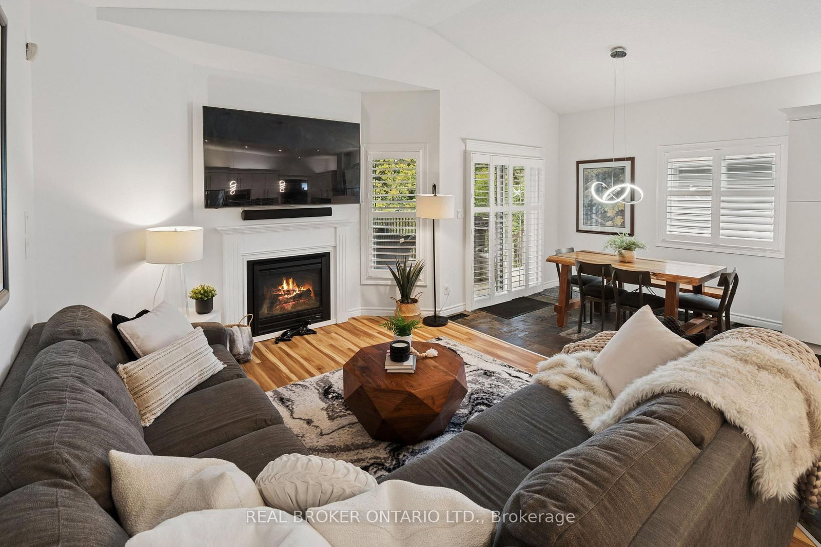 108 Hampson Crescent • Guelph/Eramosa, ON photo 14