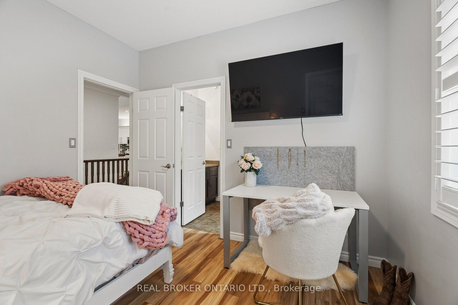 108 Hampson Crescent • Guelph/Eramosa, ON photo 20
