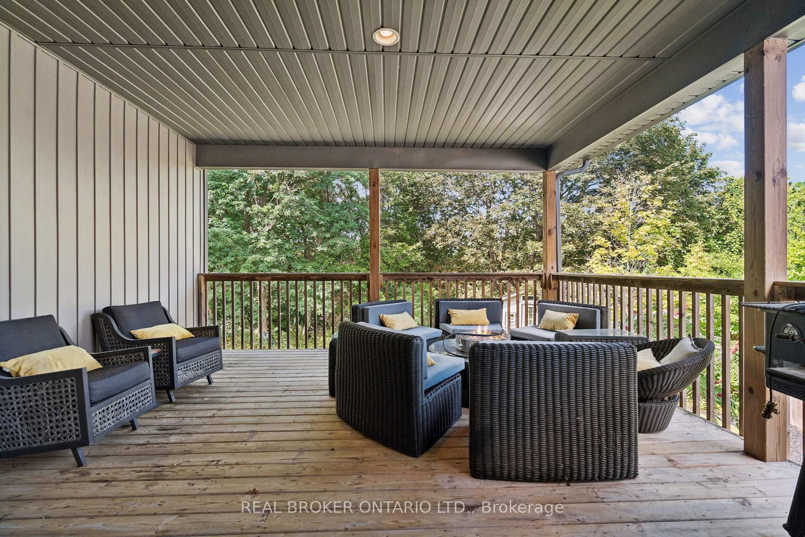 108 Hampson Crescent • Guelph/Eramosa, ON photo 27