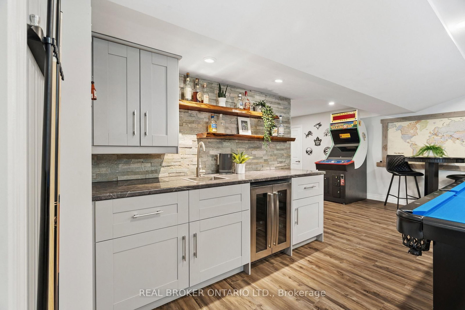108 Hampson Crescent • Guelph/Eramosa, ON photo 35