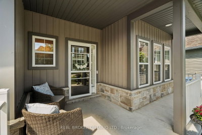 108 Hampson Crescent • Guelph/Eramosa, ON photo 4