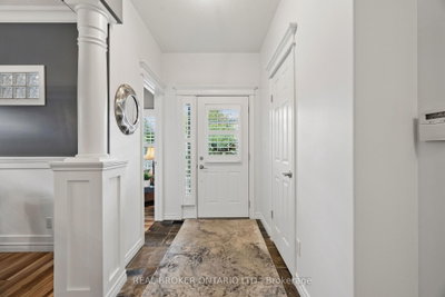 108 Hampson Crescent • Guelph/Eramosa, ON photo 5