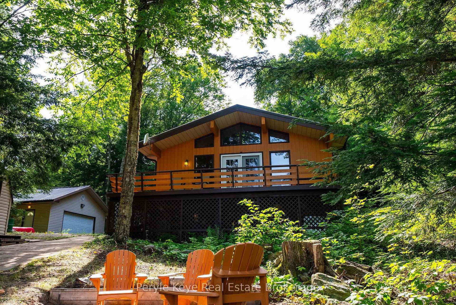 1160 Lakeshore Drive S • Bracebridge, ON photo 3
