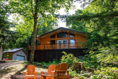 1160 Lakeshore Drive S • Bracebridge, ON photo 3