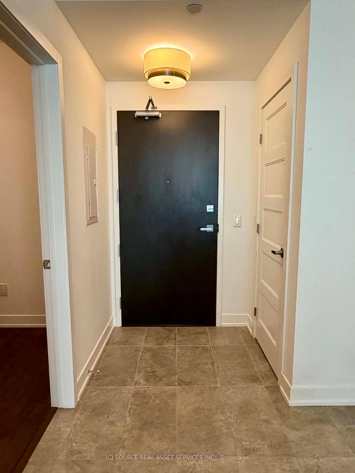 Front view of 805-200 Inlet Private, Ottawa