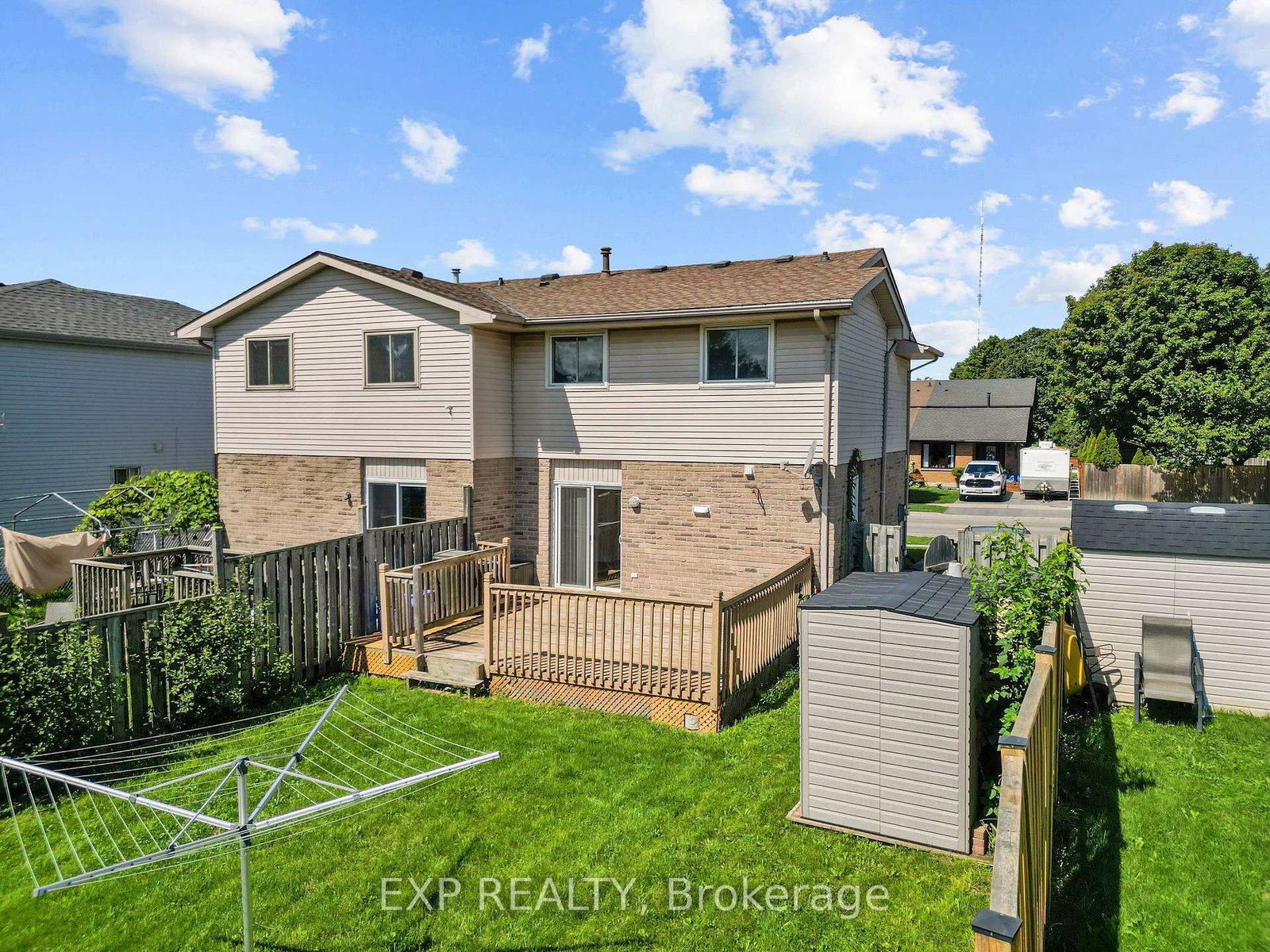 746 Homeview Road • London South, ON photo 29