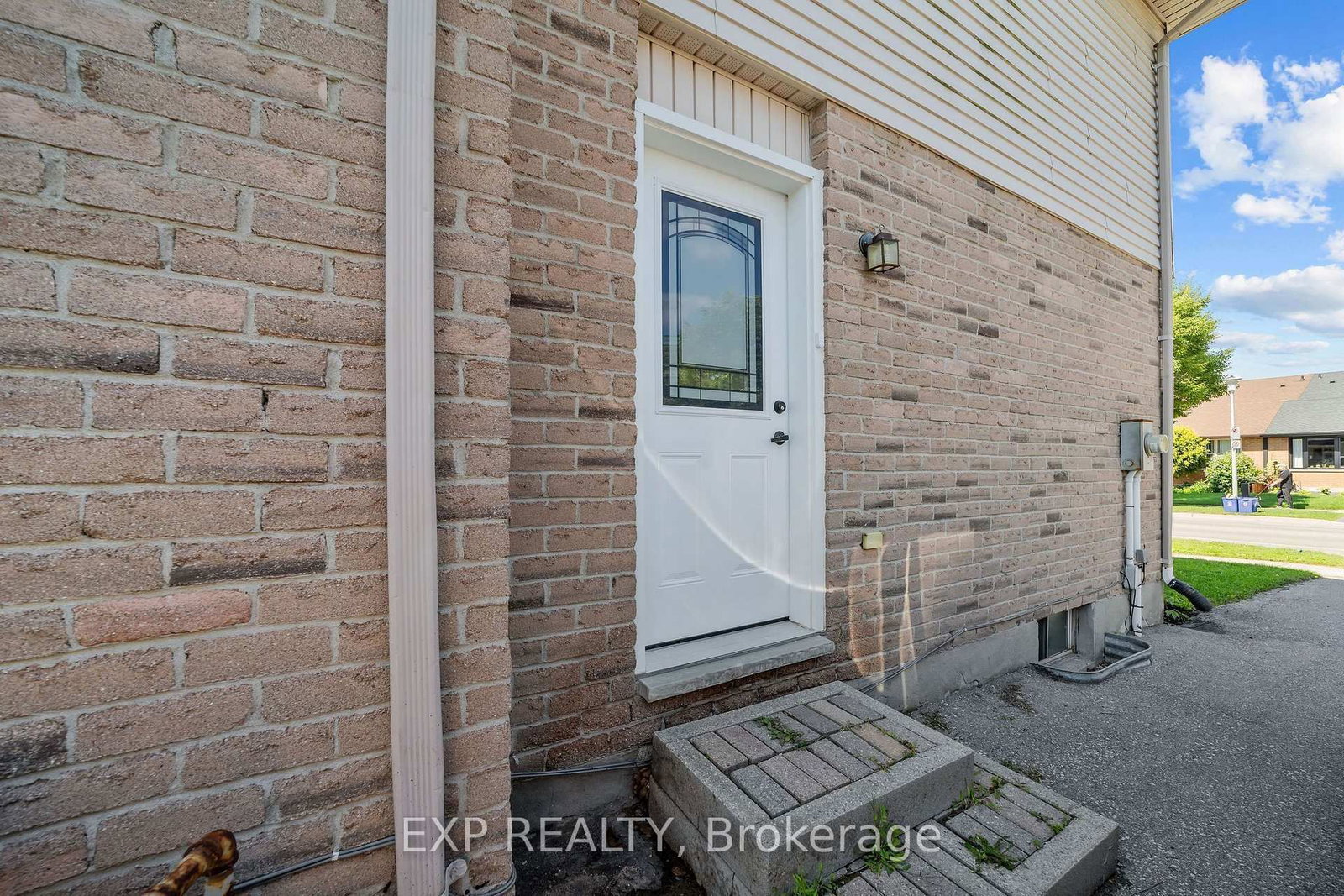 746 Homeview Road • London South, ON photo 30