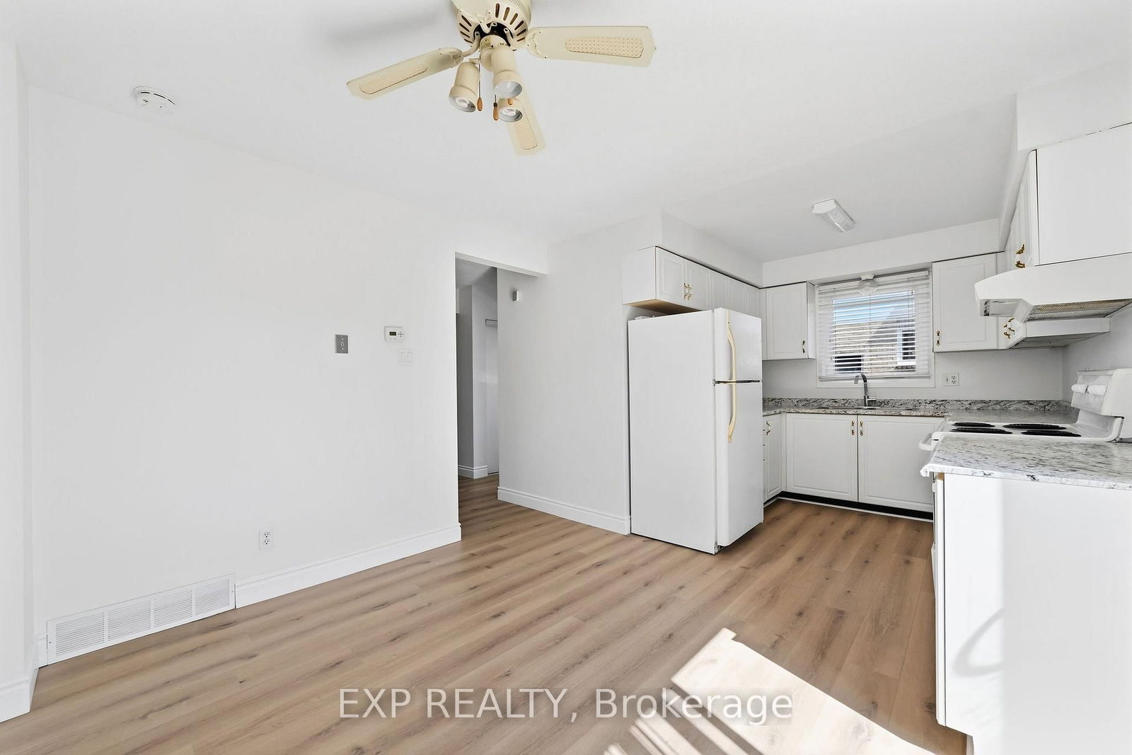 746 Homeview Road • London South, ON photo 5