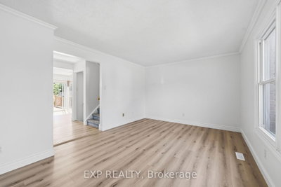746 Homeview Road • London South, ON photo 8