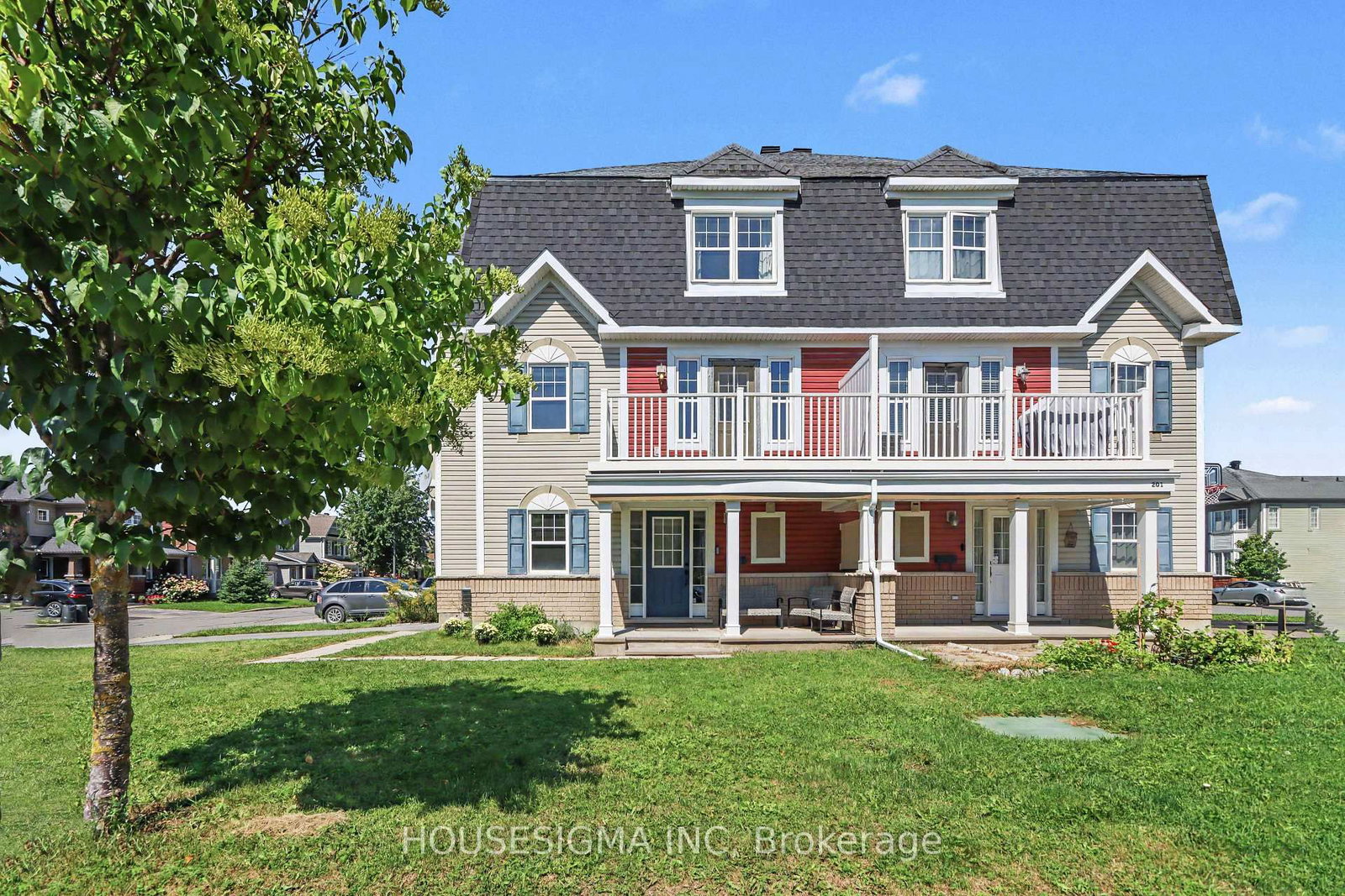 110 Pennant Avenue • Ottawa, ON photo 4