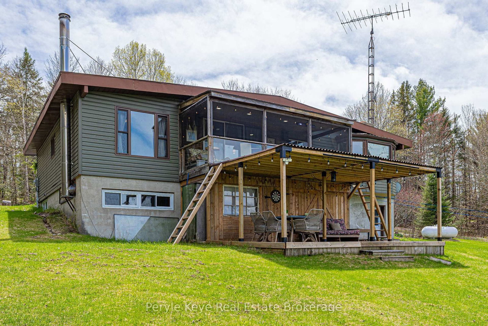 114 Robbs Rock Road • Burk's Falls, ON photo 28