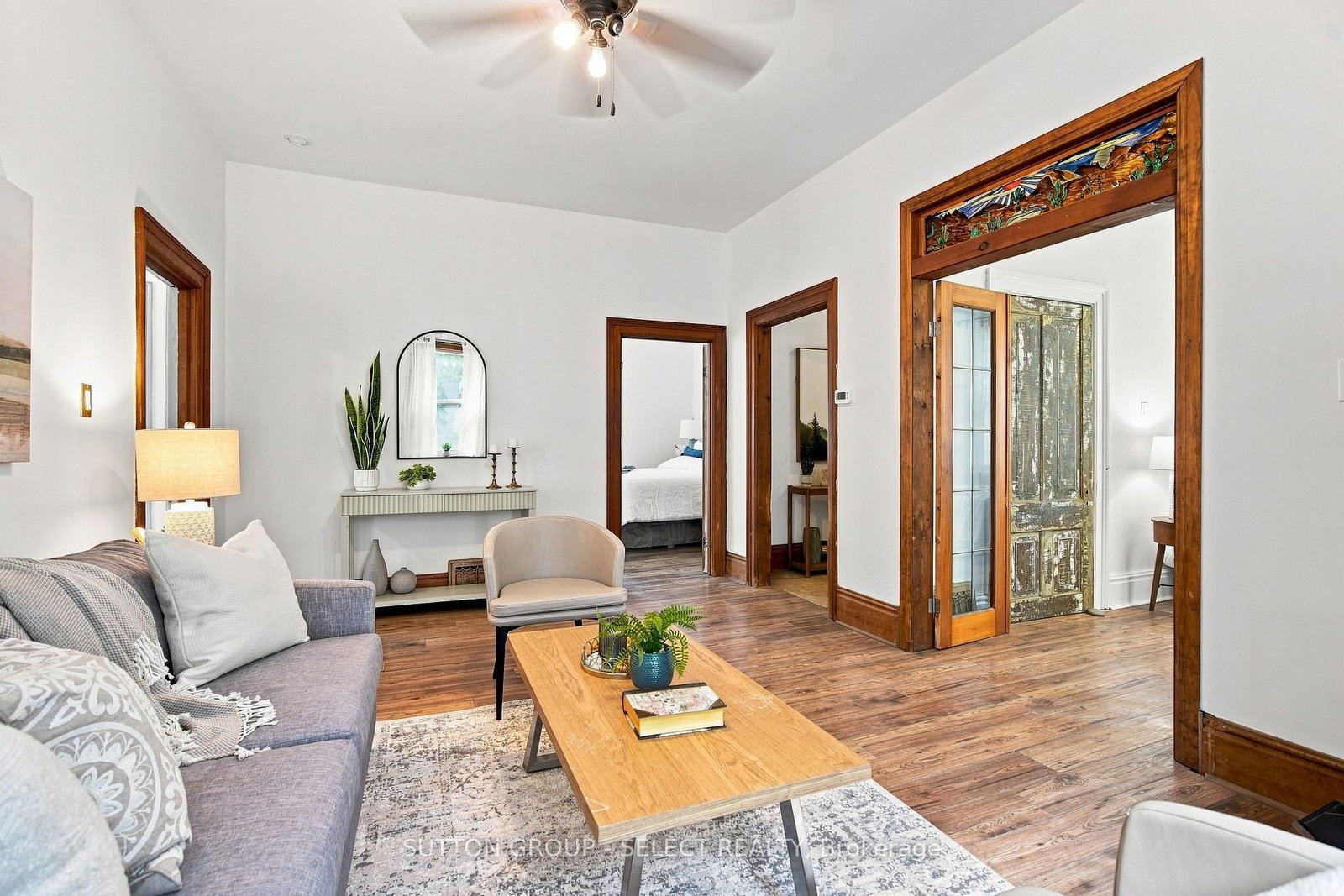563 Ontario Street • London East, ON photo 11