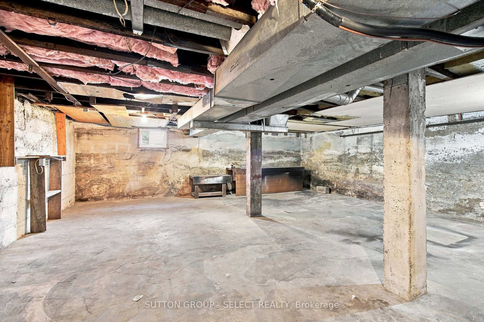 563 Ontario Street • London East, ON photo 24