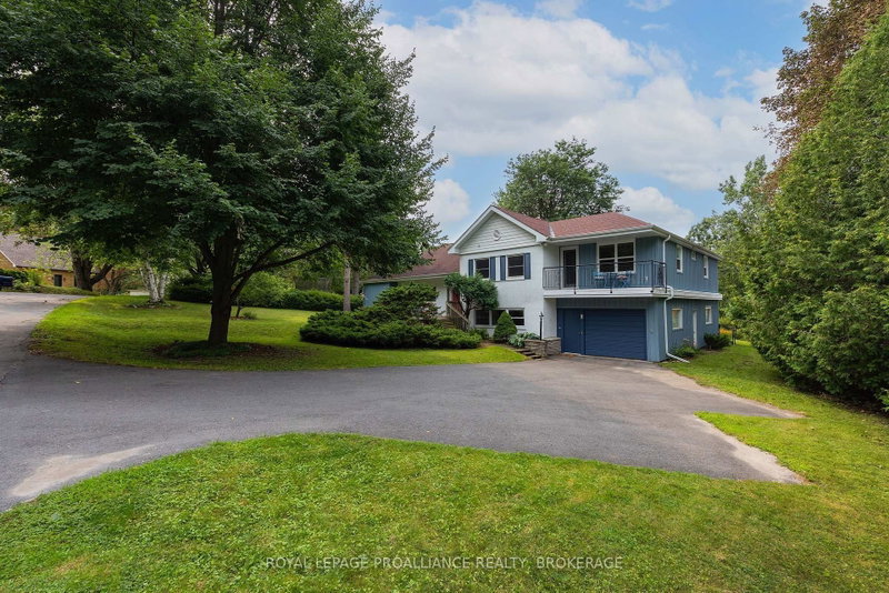 6 Grenville Crescent