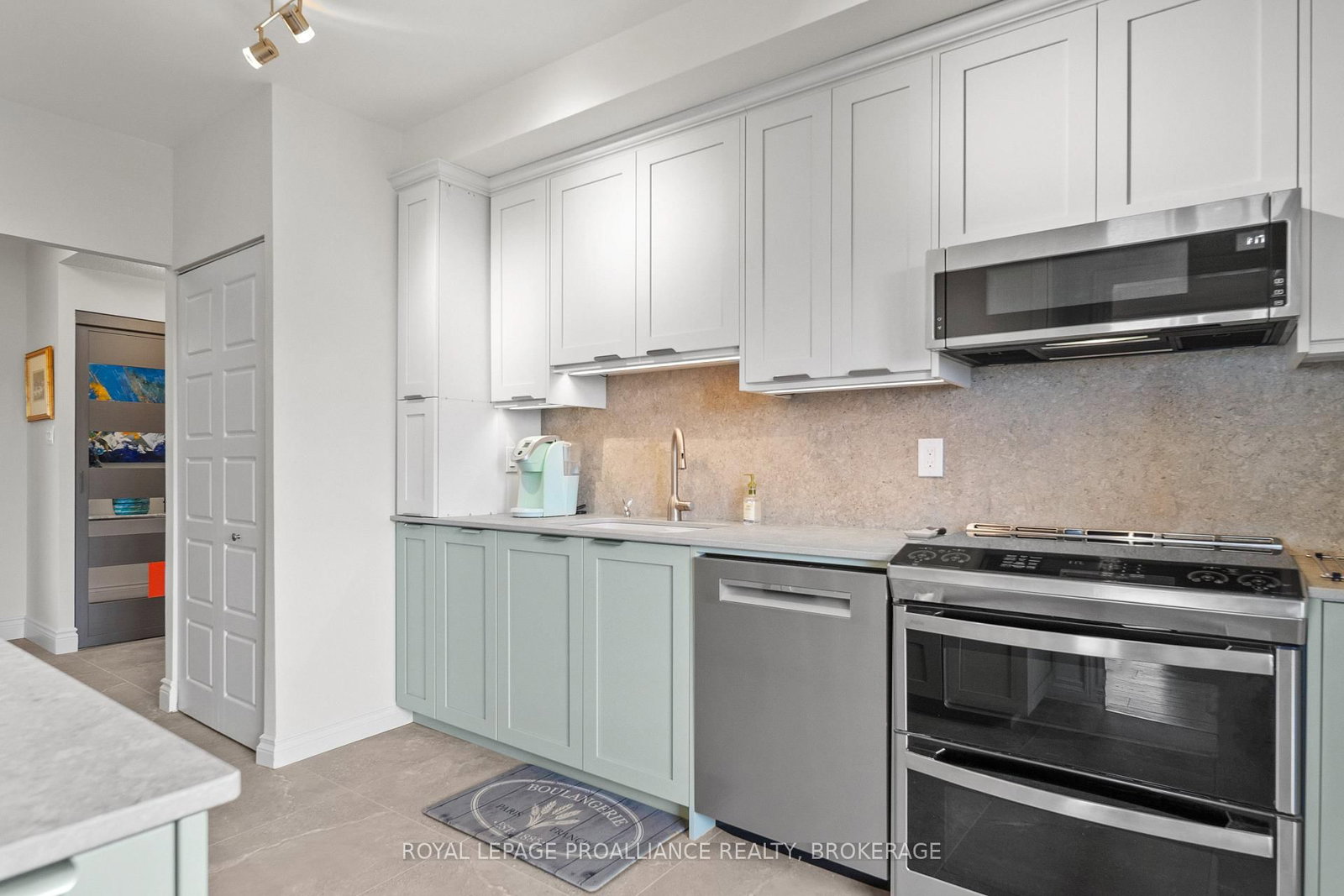 1000 King Street W • #1401 • Kingston, ON photo 24