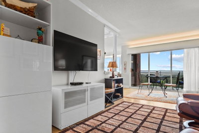 1000 King Street W • #1401 • Kingston, ON photo 6