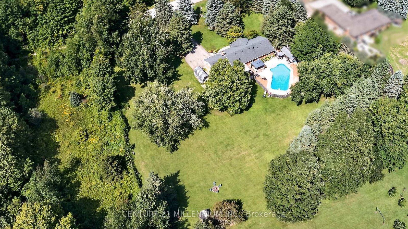 65 Maplewood Drive • Amaranth, ON photo 4