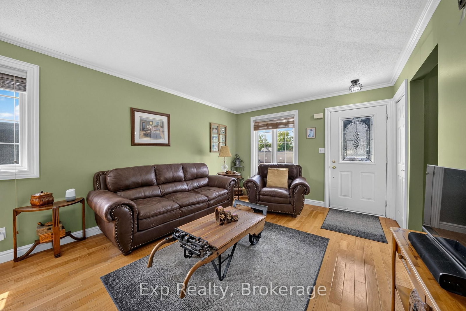 59 Avondale Road • Belleville, ON photo 11