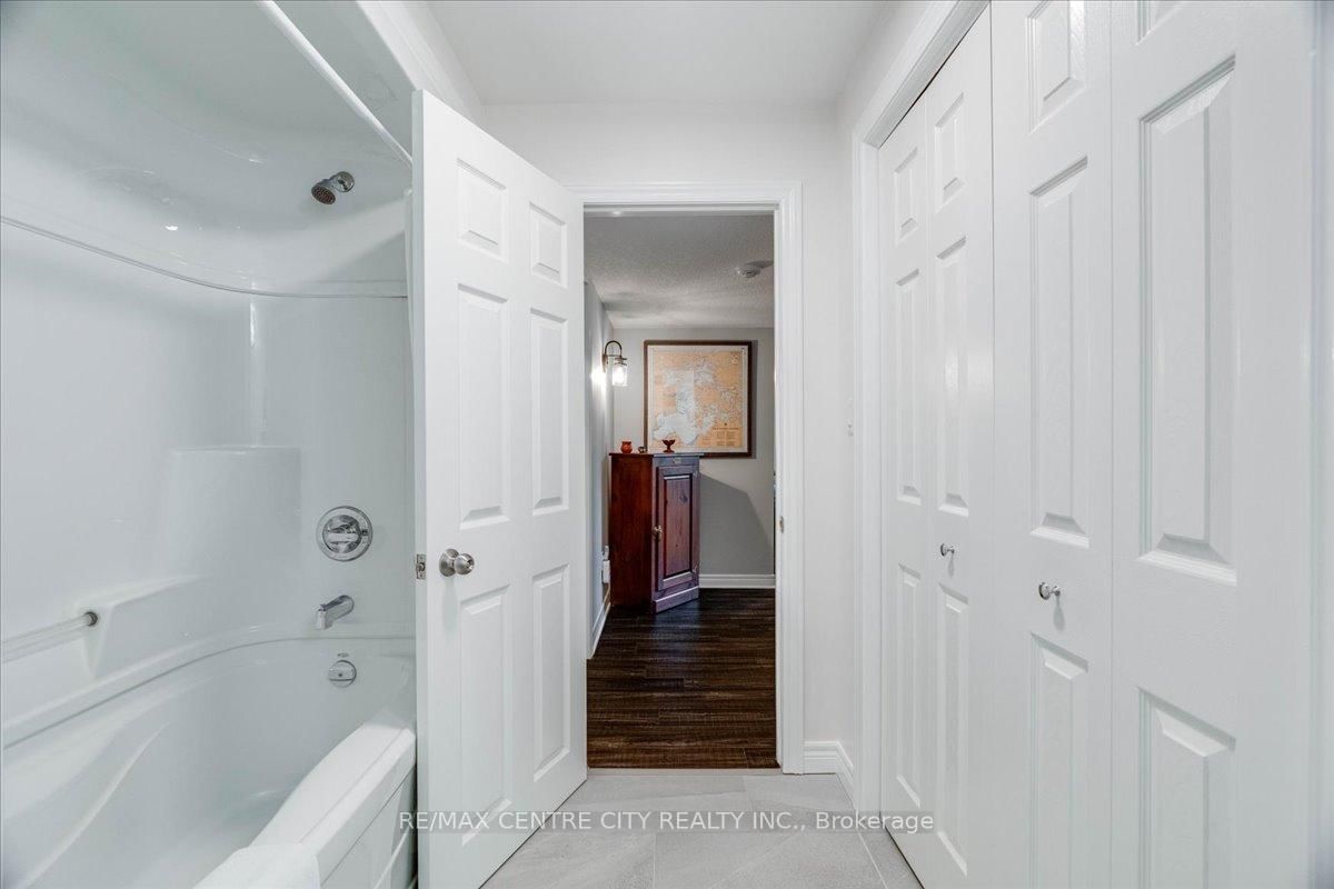 2 Cherry Blossom Lane • St. Thomas, ON photo 29