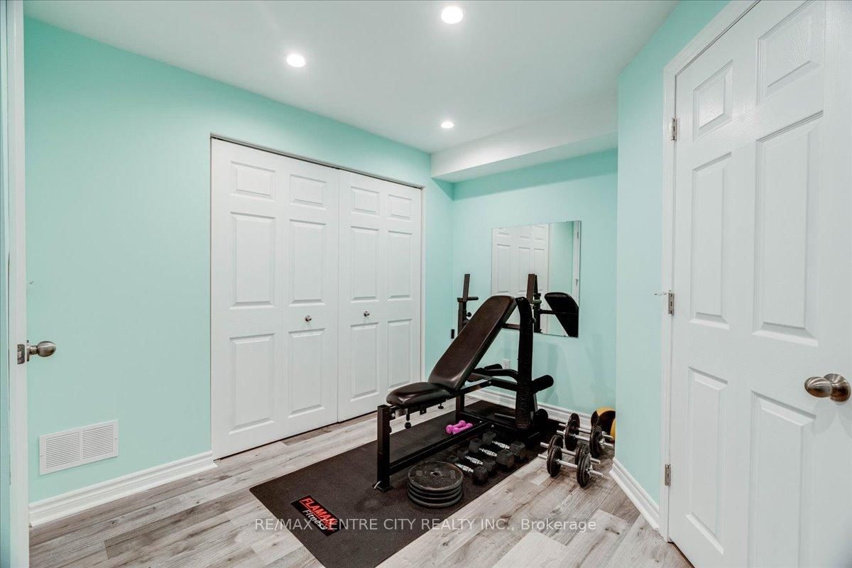 2 Cherry Blossom Lane • St. Thomas, ON photo 33