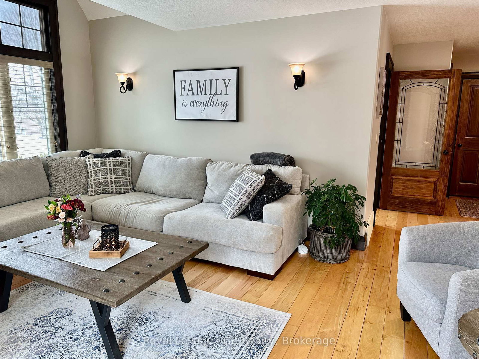 241 4th Street Crescent • Hanover, ON photo 16