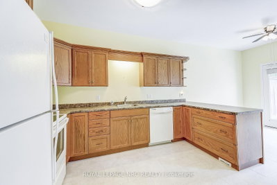 92 Loretta Drive • #12 • Niagara-on-the-Lake, ON photo 9
