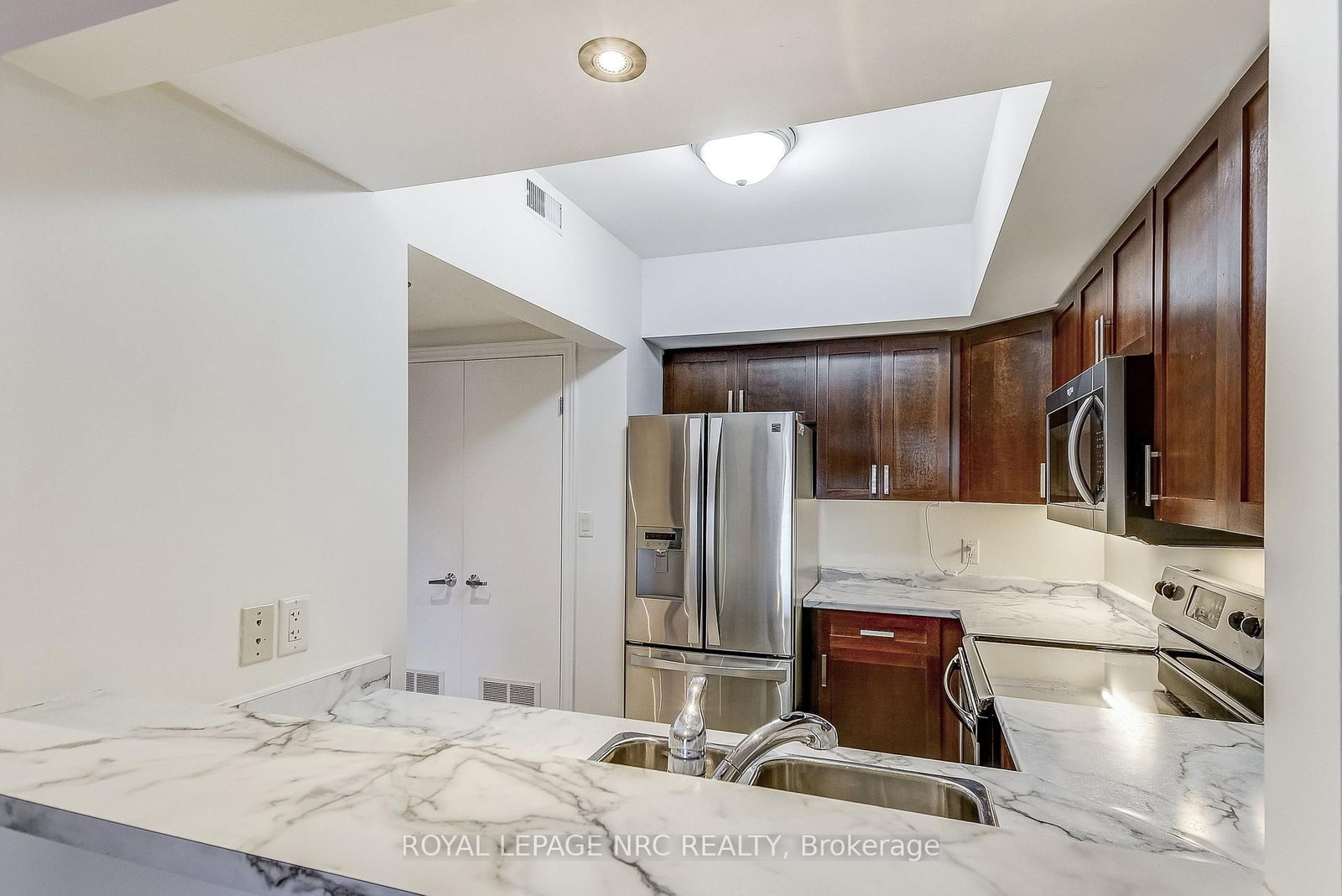 678 Line 2 Road • #202 • Niagara-on-the-Lake, ON photo 15